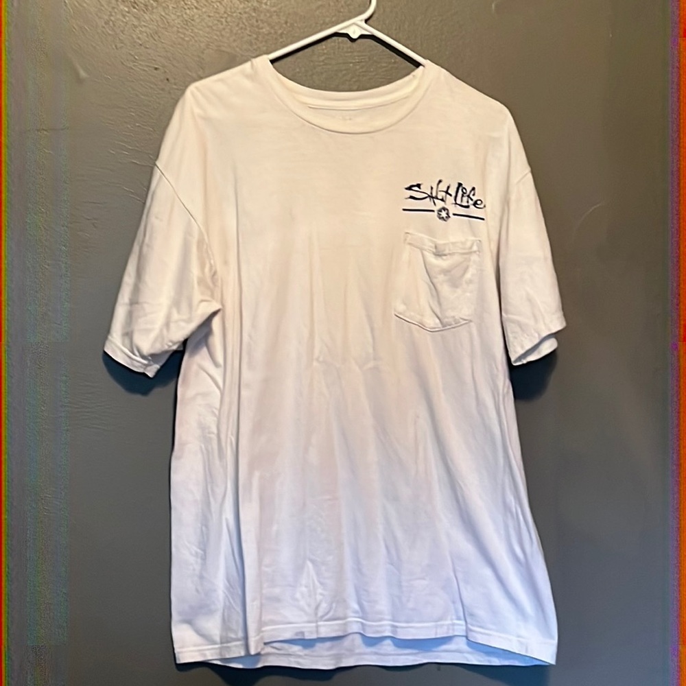 Mens Salt Life Tee  size large white in color